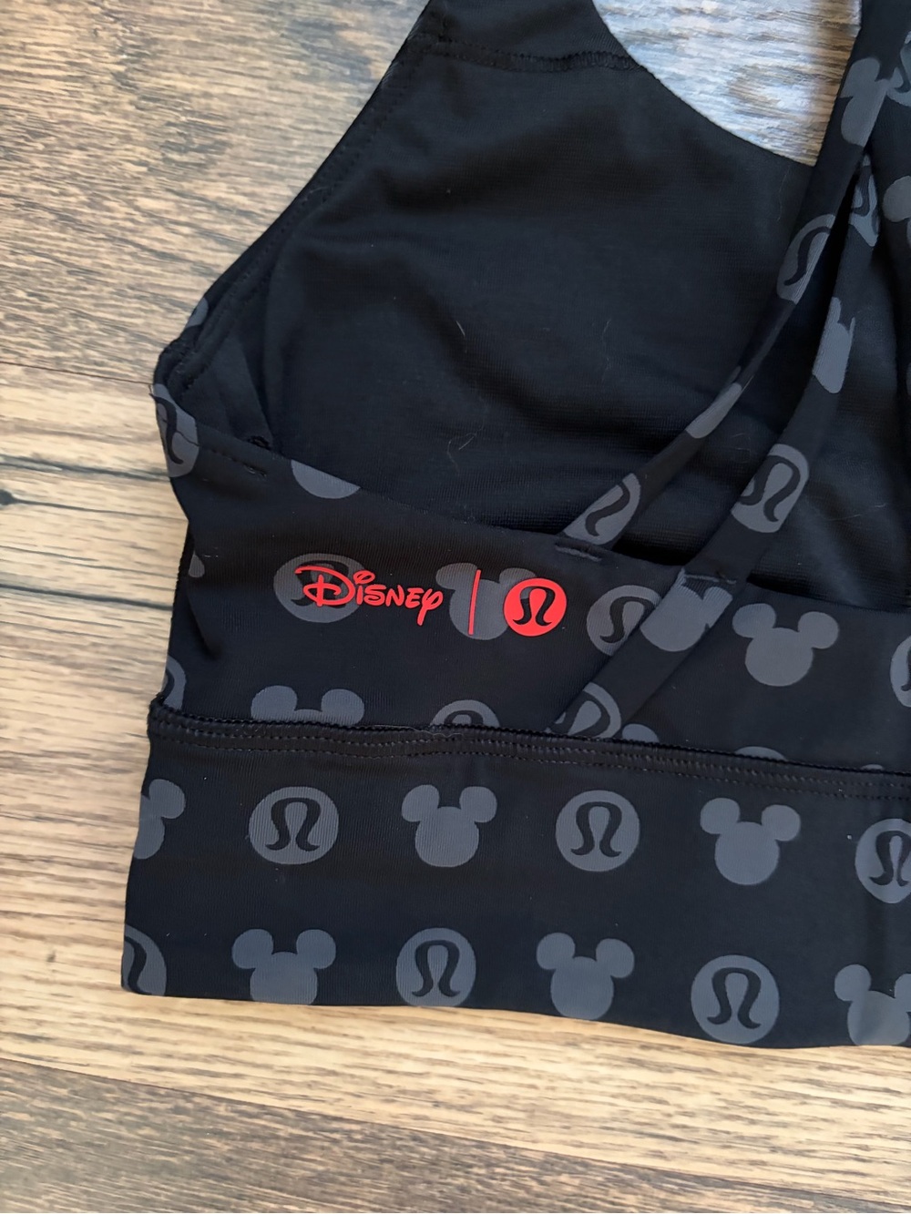 Disney x Lululemon *Energy Longline Bra Medium Support, B–D Cups
Disney Classic - Picture 7 of 8